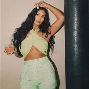 House of Sunny Island Halter Top Size 6